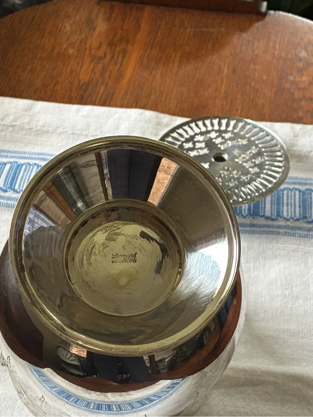 Ornate Silver-Plated Decorative Ice Bucket with Handle